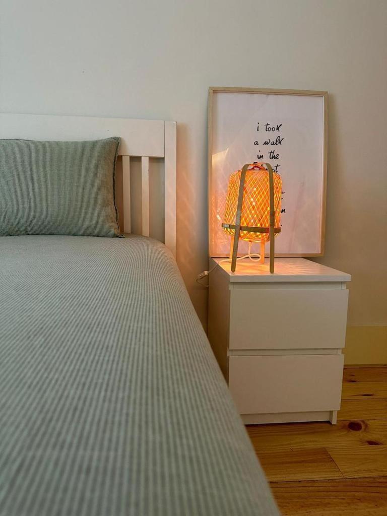 Central Bedroom In Shared House In Chiado - Historic Center Of Lizbona Zewnętrze zdjęcie